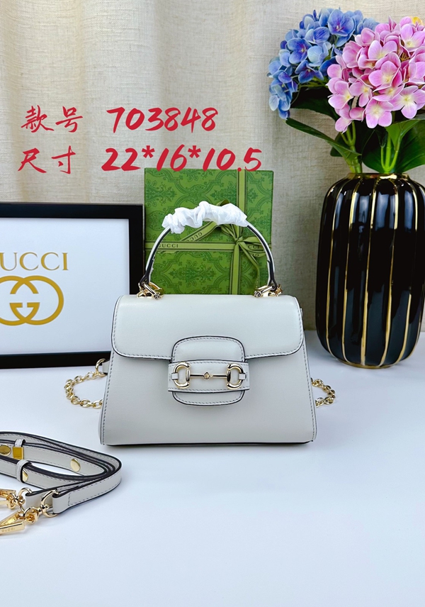 激安グッチバッグコピー正面デザイン